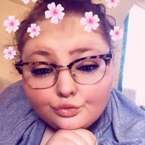 Meet your Posher, Lizzy